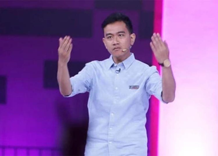 KPU Kembali Akan Tegur Gibran Soal Gesturnya Saat Debat
