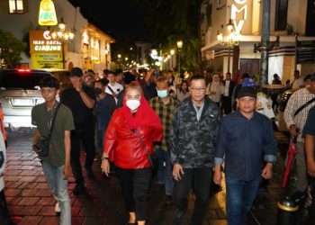 Wali Kota Semarang keliling pantau perayaan tahun baru