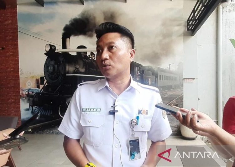 KAI Daop 6 tambah personel pengamanan pada Natal dan Tahun Baru