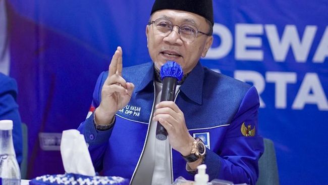 Zulhas Ajak Kader PAN di Kaltim untuk Menangkan Prabowo-Gibran 1 Zulhas Ajak Kader PAN di Kaltim untuk Menangkan Prabowo-Gibran