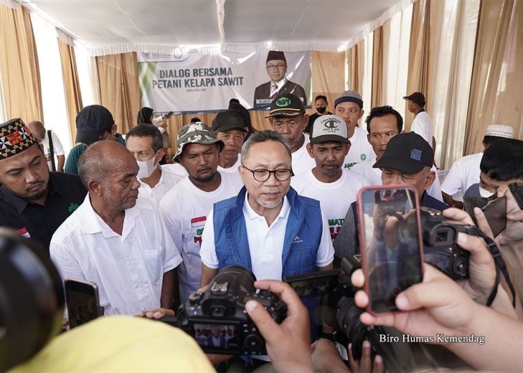 Dukung Prabowo-Gibran, Zulhas Dorong Anak Sekolah Dapat Makan Siang Gratis