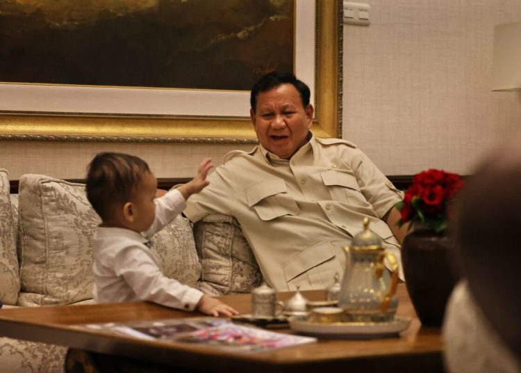 Momen Gemoy Prabowo dan Kenkulus, Kiss Bye dan Kecup Kening 1 Momen Gemoy Prabowo dan Kenkulus, Kiss Bye dan Kecup Kening