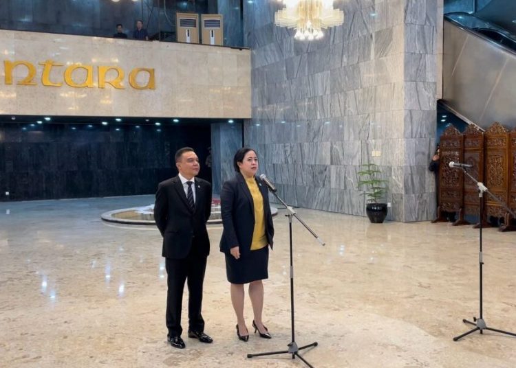 Menghindari Kisruh, 9 Fraksi DPR Sepakat Tunda Pembahasan Revisi UU MK
