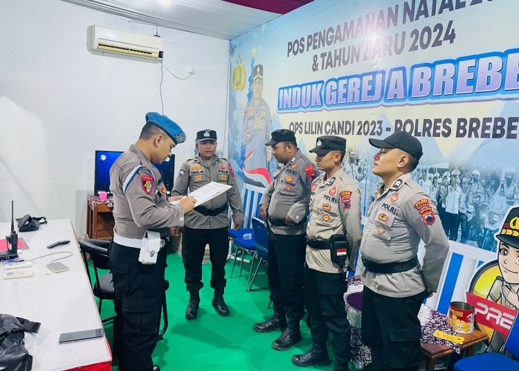 Subsatgas Propam Lakukan Pegawasan Personil Ops Lilin Candi 2023 di Brebes
