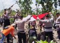 Polres Grobogan Menggelar Upacara Pemakaman Resmi untuk Aipda (Purn.) Lagiyo Mujiarto » Warga Berita 3 Polres Grobogan Menggelar Upacara Pemakaman Resmi untuk Aipda (Purn.) Lagiyo Mujiarto » Warga Berita