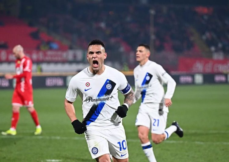 Inter Milan kokoh di puncak klasemen setelah libas Monza 5-1