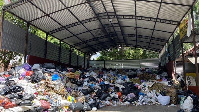 Fenomena Galon Air Sekali Pakai Kontraproduktif Terhadap Semangat Pengurangan Sampah Plastik » Warga Berita 1 Fenomena Galon Air Sekali Pakai Kontraproduktif Terhadap Semangat Pengurangan Sampah Plastik » Warga Berita