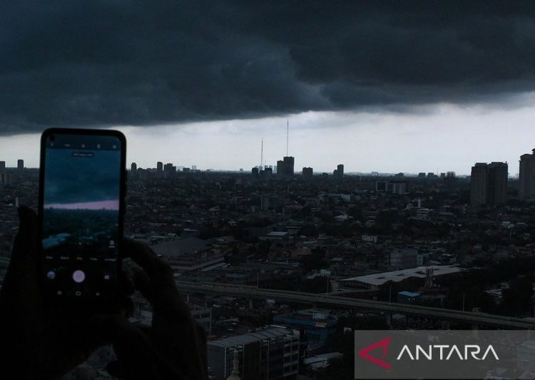 Prakiraan cuaca di Semarang hari ini