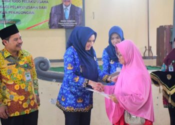 550 UMKM di Jateng terima stimulus modal usaha dan sertifikasi halal