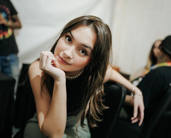 Caitlin Halderman Jadi Milea di Ancika 1995 1 Caitlin Halderman Jadi Milea di Ancika 1995