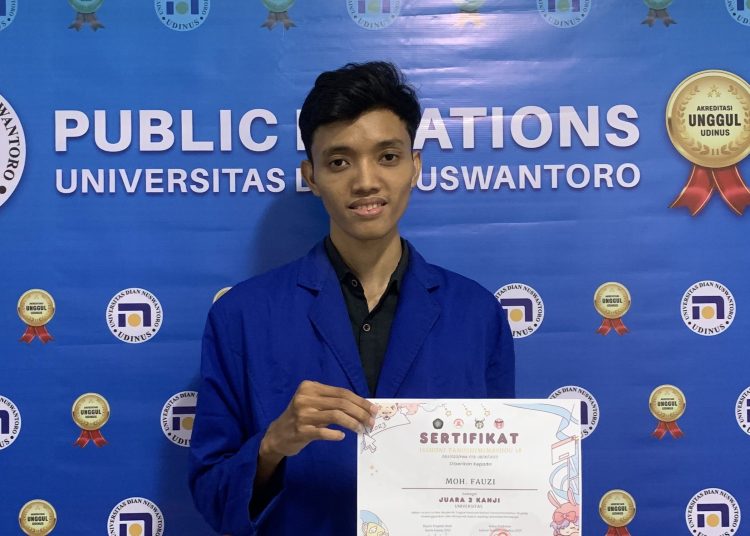 Mampu Memahami Karakter Huruf Kanji, Mahasiswa Sastra Jep... 1 Mampu Memahami Karakter Huruf Kanji, Mahasiswa Sastra Jep…