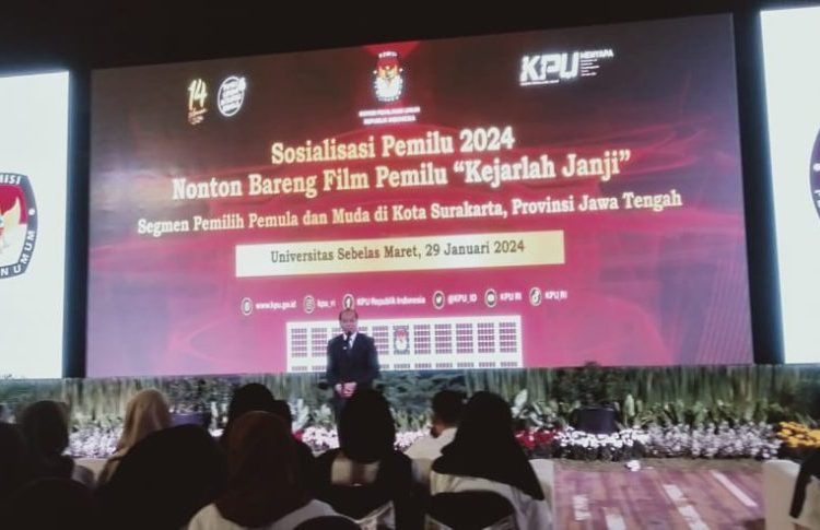Edukasi Kepada Mahasiswa, Pusdemtanas UNS Bersama KPU RI Gelar Nonton Bareng Film Pemilu – Universitas Sebelas Maret 1 Edukasi Kepada Mahasiswa, Pusdemtanas UNS Bersama KPU RI Gelar Nonton Bareng Film Pemilu – Universitas Sebelas Maret
