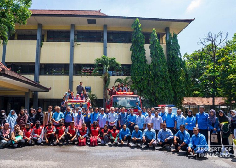 FT UNS Adakan Pelatihan Safety Drill K3L kepada Mahasiswa Angkatan 2020 dan 2021