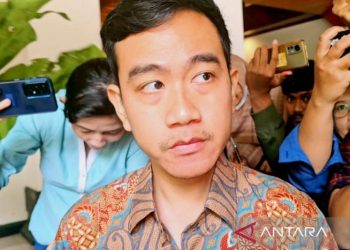 Gibran kembali berkantor – Warga Berita Jateng