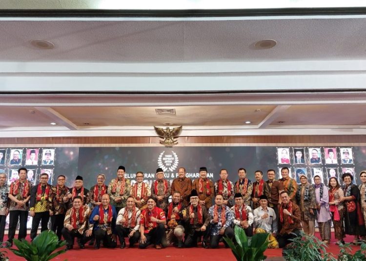 Guru Besar FKIP UNS Masuk Jajaran 40 Tokoh Inspiratif Jawa Tengah 2023 – Universitas Sebelas Maret