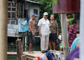 Siapa yang Viralkan, Kini Ibu-ibu di Cilincing Klarifikasi Terkait Blusukan Prabowo – Warga Berita 4 Siapa yang Viralkan, Kini Ibu-ibu di Cilincing Klarifikasi Terkait Blusukan Prabowo – Warga Berita