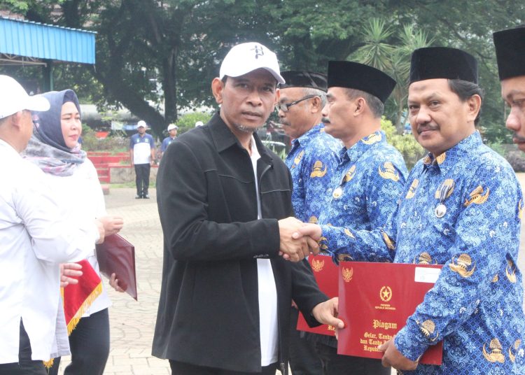 Hari Amal Bakti Ke-78, Pemkab Lebak Menggelar Upacara Peringatan di Alun-alun Rangkasbitung – Warga Berita