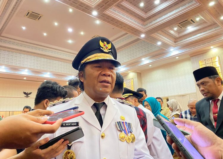 Ramai Isu Pelantikan Pejabat Eselon II Pemprov Banten, Al Muktabar Membantah – Warga Berita 1 Ramai Isu Pelantikan Pejabat Eselon II Pemprov Banten, Al Muktabar Membantah – Warga Berita