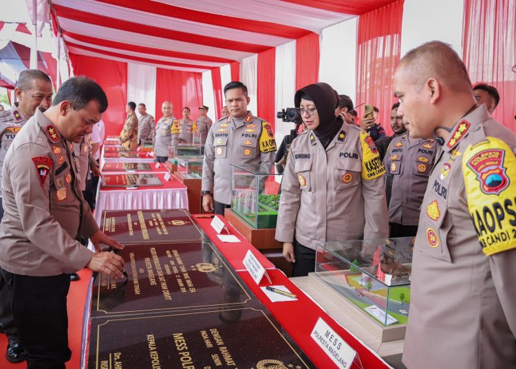 Kapolda Resmikan 12 Bangunan Baru di Lingkungan Polda Jateng