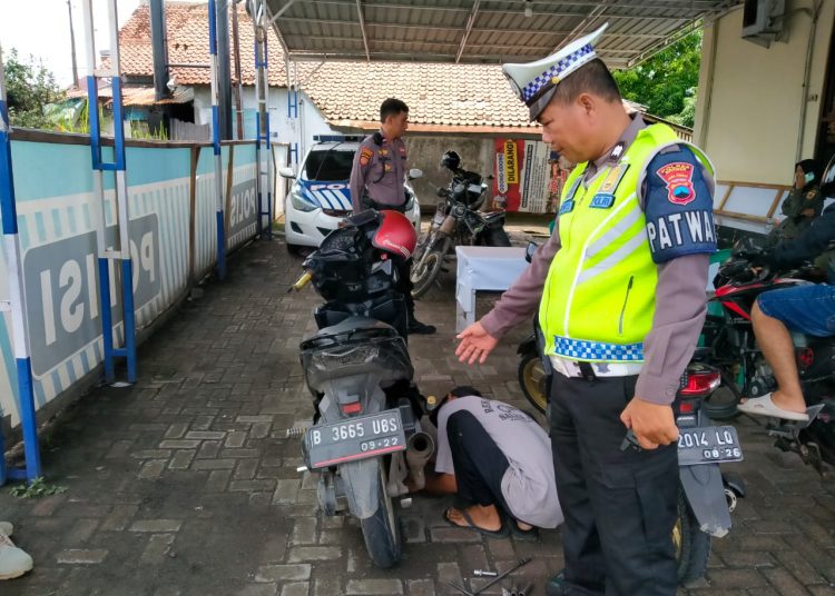 Penindakan Knalpot Brong, Sat Lantas Polres Brebes Tindak 16 Pelanggar.