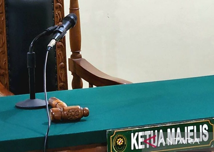 Pembunuh sopir taksi daring di Semarang dihukum seumur hidup