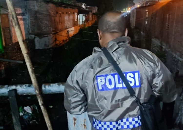 Bocah SD hanyut di Sungai Wonotingal Kota Semarang