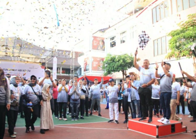 Kemenkumham Jateng meriahkan HUT Ke-74 HBI dengan jalan sehat