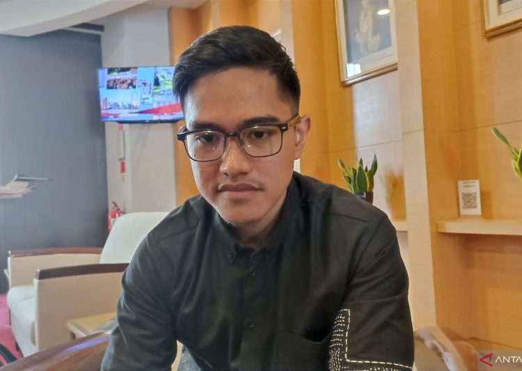 Kaesang sebut ada lawan berat Gibran di debat keempat 1 Kaesang sebut ada lawan berat Gibran di debat keempat