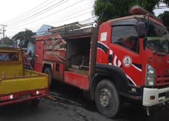 Semen Gresik bantu korban kebakaran dan tanah longsor di dua kabupaten 3 Semen Gresik bantu korban kebakaran dan tanah longsor di dua kabupaten