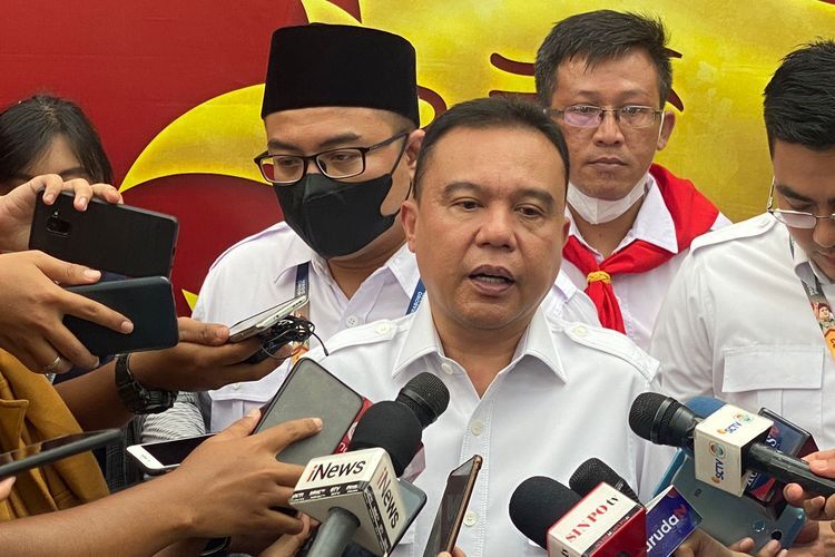 Kata Dasco, Bakal Ada Manuver Politik Setelah Pertemuan dengan NasDem 1 Dasco Ajak Kader Gerindra Tak Terlena Hasil Survei