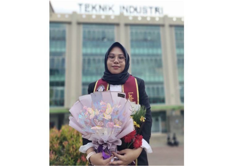Ladunia, Wisudawan Undip: Prestasi dan Organisasi