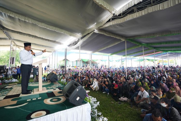 PEMILU 2024 -- Atasi Jalan Rusak, Anies Janji Bangun Jalan Non-tol di Lampung 1 PEMILU 2024 — Atasi Jalan Rusak, Anies Janji Bangun Jalan Non-tol di Lampung