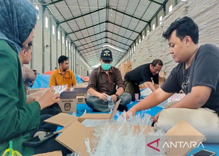 KPU Batang persiapkan tinta Pemilu 2024