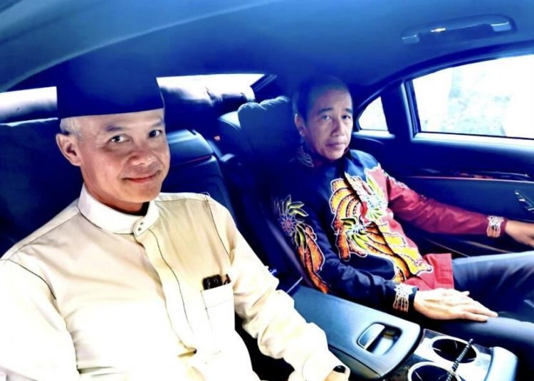 Pernah Semobil Bareng Jokowi, Ganjar Ungkap Obrolan Jalanan Rusak di Jateng