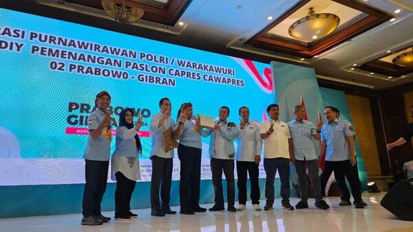 PILPRES 2024 -- Purnawirawan Polisi Jateng dan Yogyakarta Deklarasi Dukung Prabowo-Gibran 1 PILPRES 2024 — Purnawirawan Polisi Jateng dan Yogyakarta Deklarasi Dukung Prabowo-Gibran