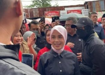 Kunjungi Pasar Ilir 26, Atikoh Ganjar di Kerubuti Bikers – Warga Berita