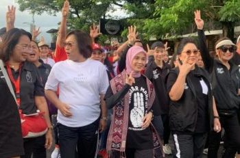 Safari di Manado, Siti Atikoh Senam Pagi dan Silaturahmi Dengan Tokoh Agama – Warga Berita