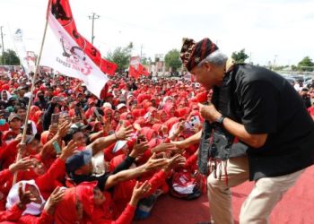 Ribuan Warga Lampung Teriakan Ganjar Capres 2024 – Warga Berita