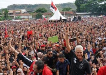 Ganjar Meriahkan Deklarasi Massa Di Pesta Rakyat Kendal – Warga Berita