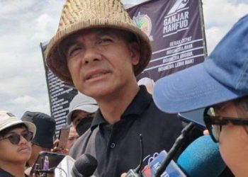 Ribuan Pendukung Ganjar Hadiri Hajatan Rakyat Cirebon – Warga Berita