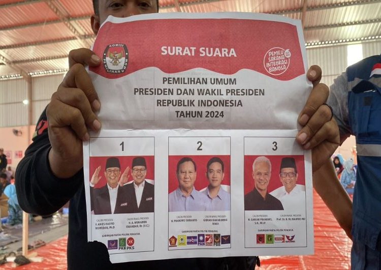 KPU Pekalongan temukan 2.680 surat suara pilpres rusak 1 KPU Pekalongan temukan 2.680 surat suara pilpres rusak