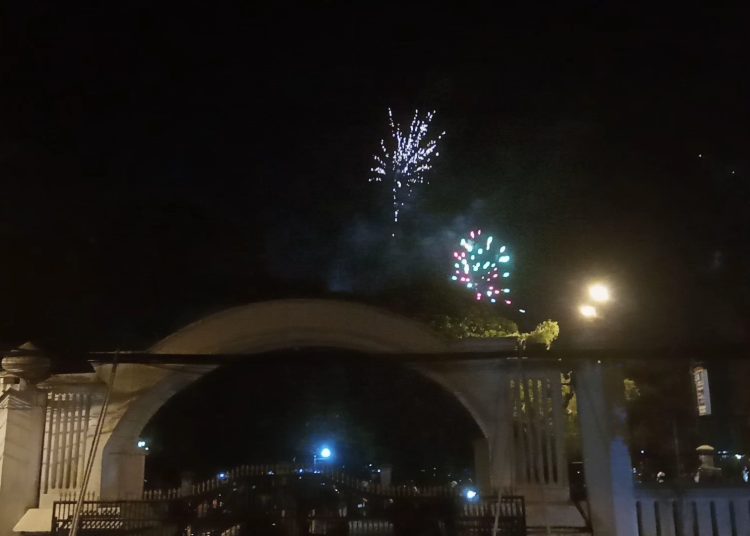 Malam Tahun Baru 2024, Alun-alun Pandeglang Pesta Kembang Api – Warga Berita 1 Malam Tahun Baru 2024, Alun-alun Pandeglang Pesta Kembang Api – Warga Berita