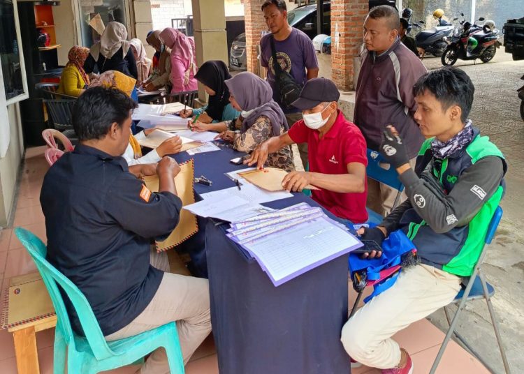 Driver Ojol hingga Mahasiswa Ramai-ramai Daftar Pengawas TPS – Warga Berita 1 Driver Ojol hingga Mahasiswa Ramai-ramai Daftar Pengawas TPS – Warga Berita