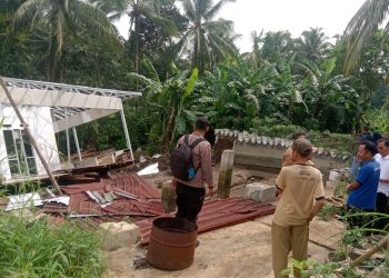 Pasca Longsor di Pandeglang, Lurah dan Kadinsos Cek Lokasi – Warga Berita
