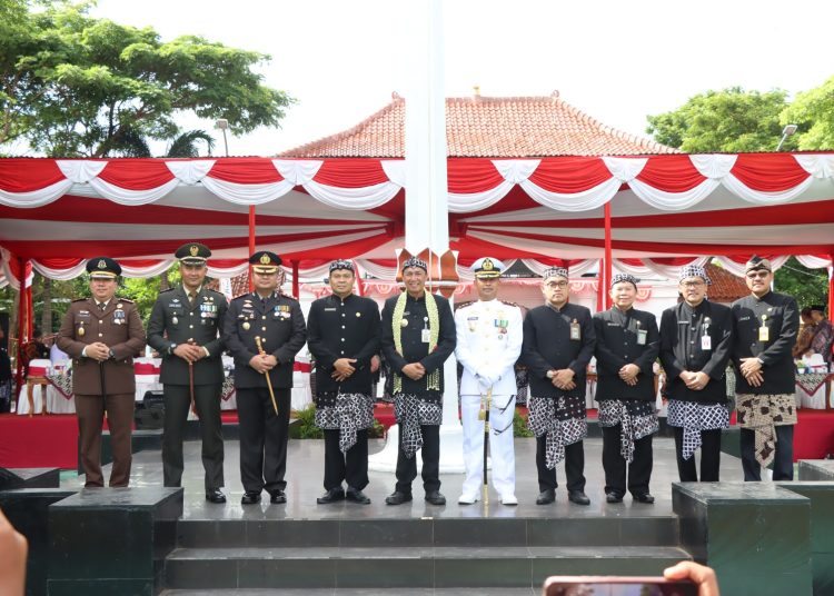 Bersama Forkopimda, Kapolres Hadiri Upacara Peringatan Hari Jadi Ke 346 Kabupaten Brebes