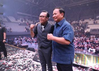 Ari Lasso Ultah ke-51, Prabowo Kirim Kue Disertai Doa – Warga Berita