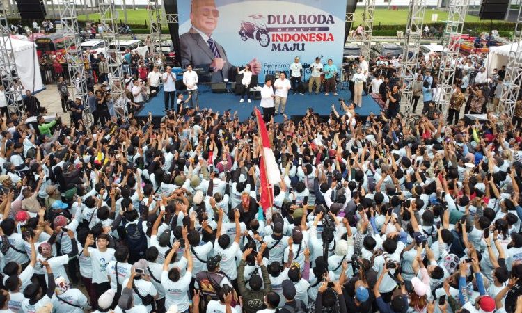 Bapak Hebat, Bapak Sangat Kuat – Warga Berita