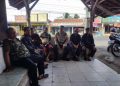 Patroli Polsek Paguyangan ajak Masyarakat Ikut Ciptakan kamtibmas Aman Jelang Pemilu