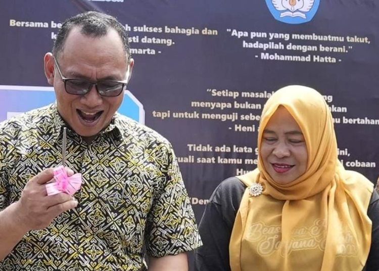 Soal Beasiswa untuk Jurusan Sesuai Kebutuhan Industri, Ini Jawaban Kepala Dindikbud Kota Cilegon – Warga Berita 1 Soal Beasiswa untuk Jurusan Sesuai Kebutuhan Industri, Ini Jawaban Kepala Dindikbud Kota Cilegon – Warga Berita