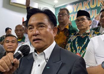 Dinilai Tak Sejalan UUD 1045, Yusril Sebut Ide Pemakzulan Jokowi Inkonstitusional